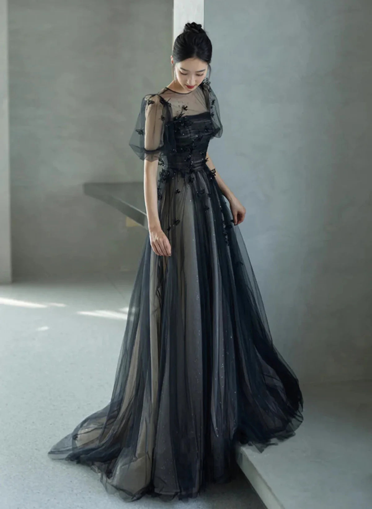 Black Elegant Tulle Puffy Short Sleeve A-Line Long Ball Gown Evening Dress Party Dress nv2479