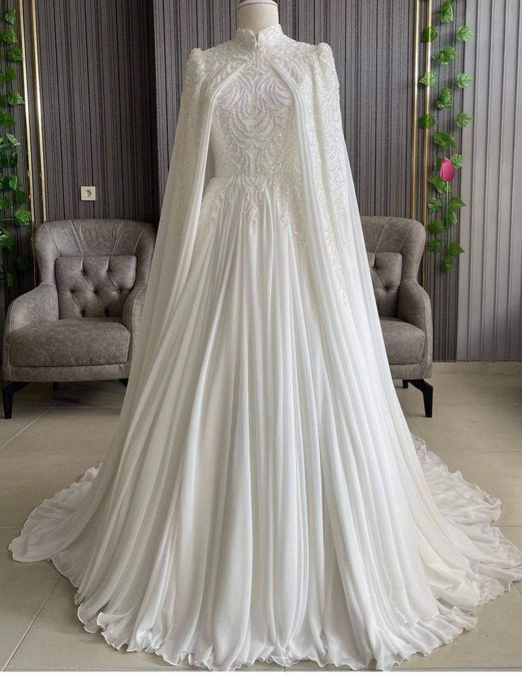 Ivory white gorgeous exquisite lace beading A-line long tulle cape ball gown evening dress wedding dress nv8