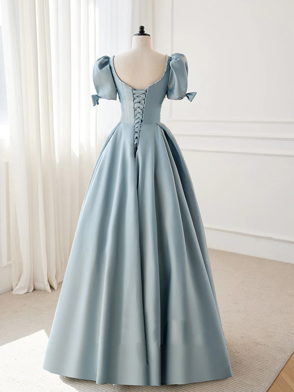 Robe de bal longue en satin bleu coupe A à manches bouffantes, robes de soirée bleues nv1726