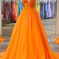 Robe de soirée longue élégante orange à col licou et coupe trapèze nv1873