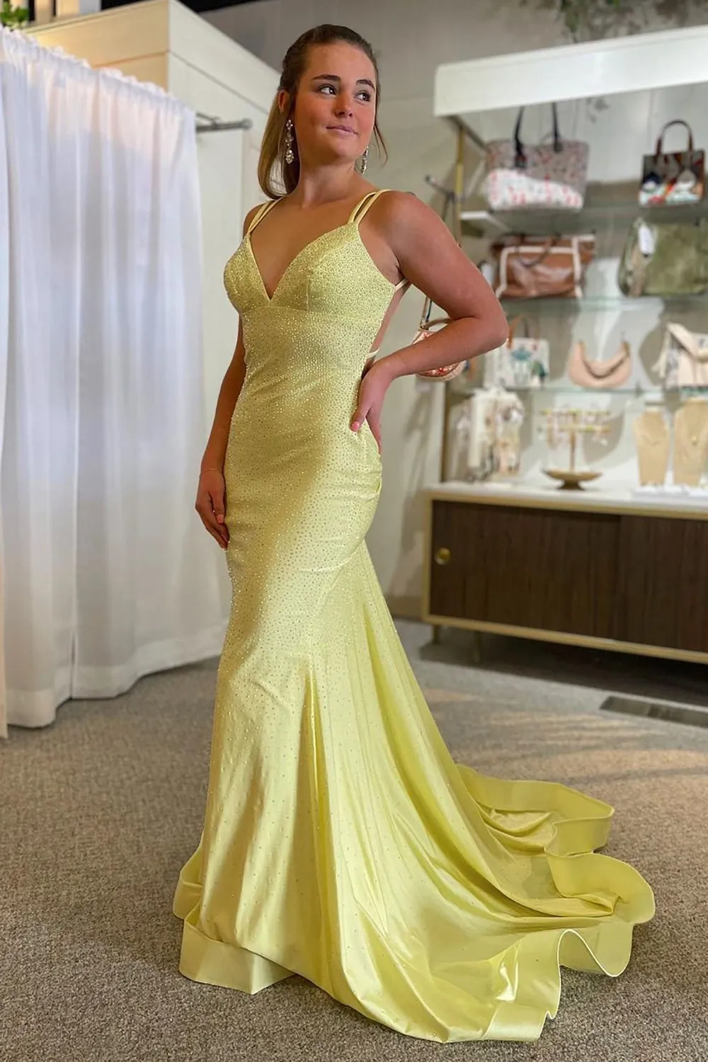 Silver Sparkling Fashion Spaghetti Strap Mermaid Slim Fit Long Ball Gown Backless Yellow Prom Dress Formal Evening Dress Party Dress nv3431