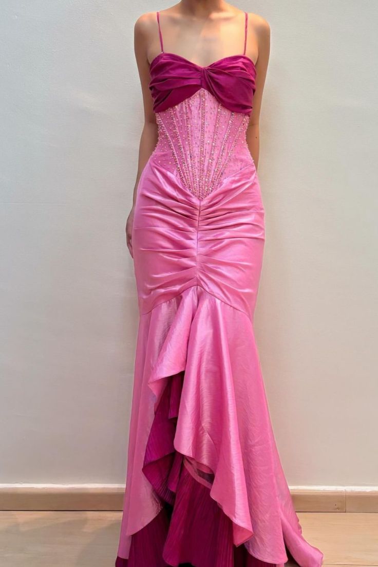 Pink Vintage Fashion Exquisite Beading Spaghetti Strap Long Satin Ruffle Ball Gown Evening Dress Party Dress nv3556