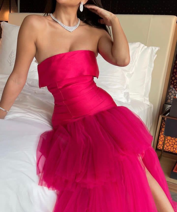 Hot Pink Elegant Charmant Niedlich Herzausschnitt A-Linie Off-the-Shoulder Ballkleid Lagen Tüll Langer Schlitz Abendkleid Ballkleid Abendkleid Partykleid nv2501