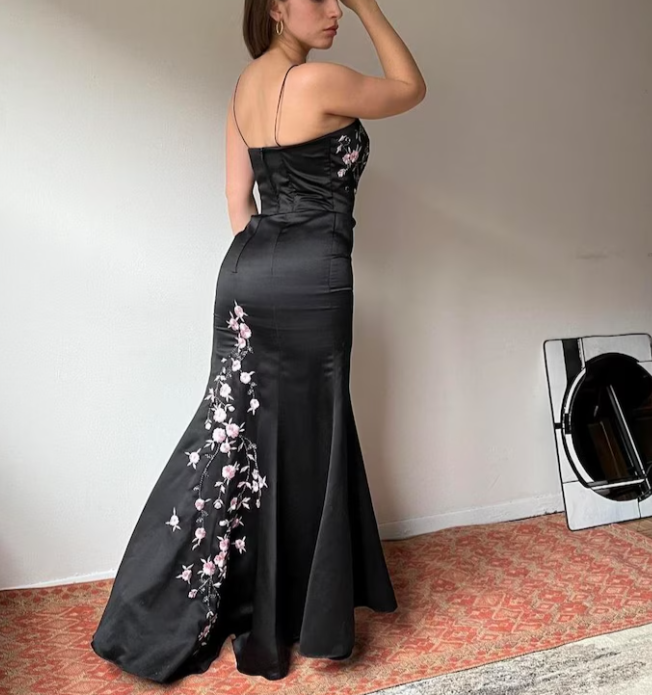 Black Stunning Vintage Satin Pink floral beads Long Prom Dress Gorgeous Evening Off-the-shoulder Dress Party Dress nv2749