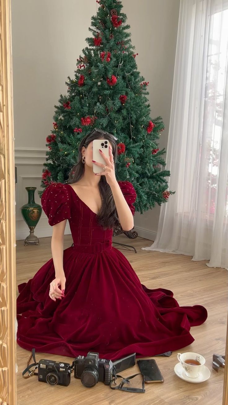 Red V-neck velvet puff sleeves short sleeves beaded A-line dress elegant prom dress graduation dress homecoming dress Christmas party dress nv2380