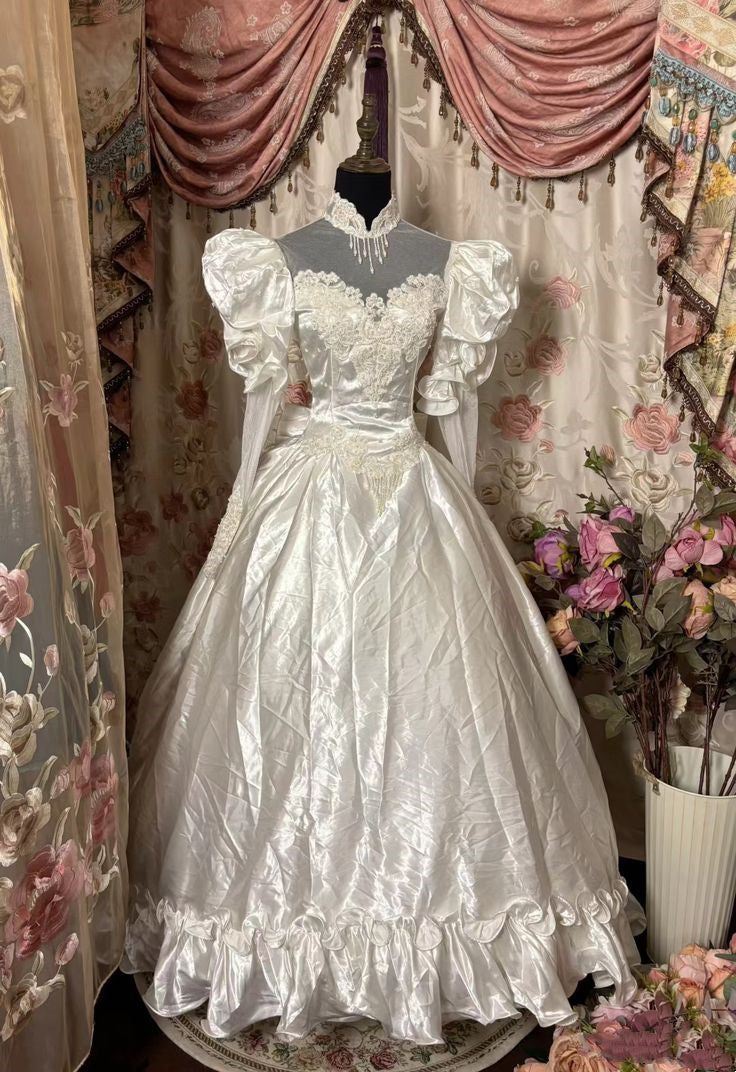 White Long Sleeve Vintage Elegant Long Satin Lace Wedding Dress Ball Gown Evening Dress nv2970