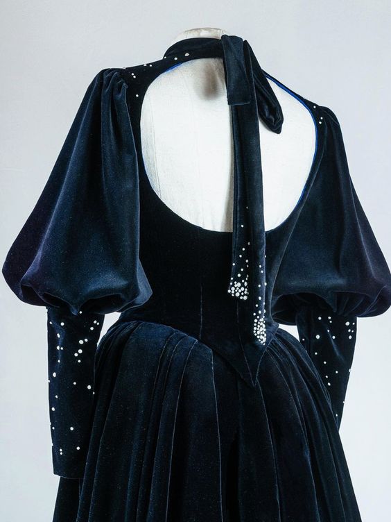 Navy blue vintage elegant half turtleneck exquisite beaded long velvet ball gown evening dress nv3376