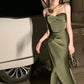 Robe de soirée longue en satin vert élégant à bretelles spaghetti et sirène nv2325