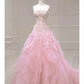 Robe de bal longue et élégante en tulle à épaules dénudées, motif floral exquis, rose, nv3307