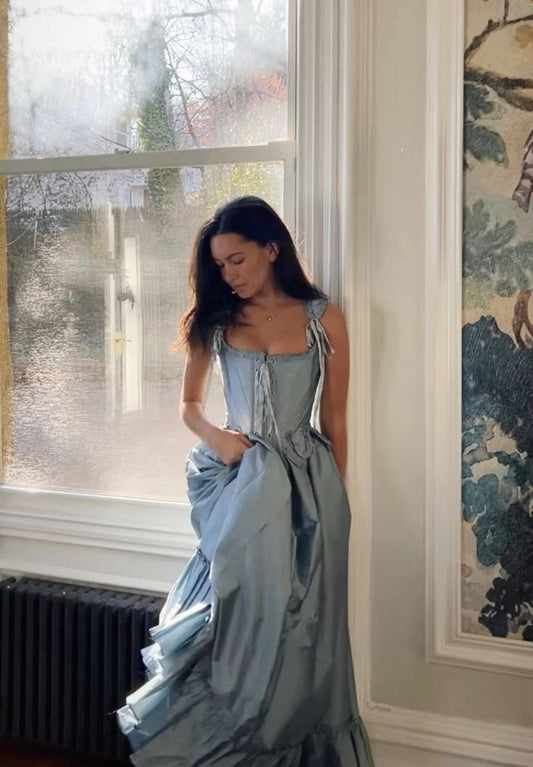 Robe de soirée longue en satin bleu vintage à bretelles élégantes nv3321