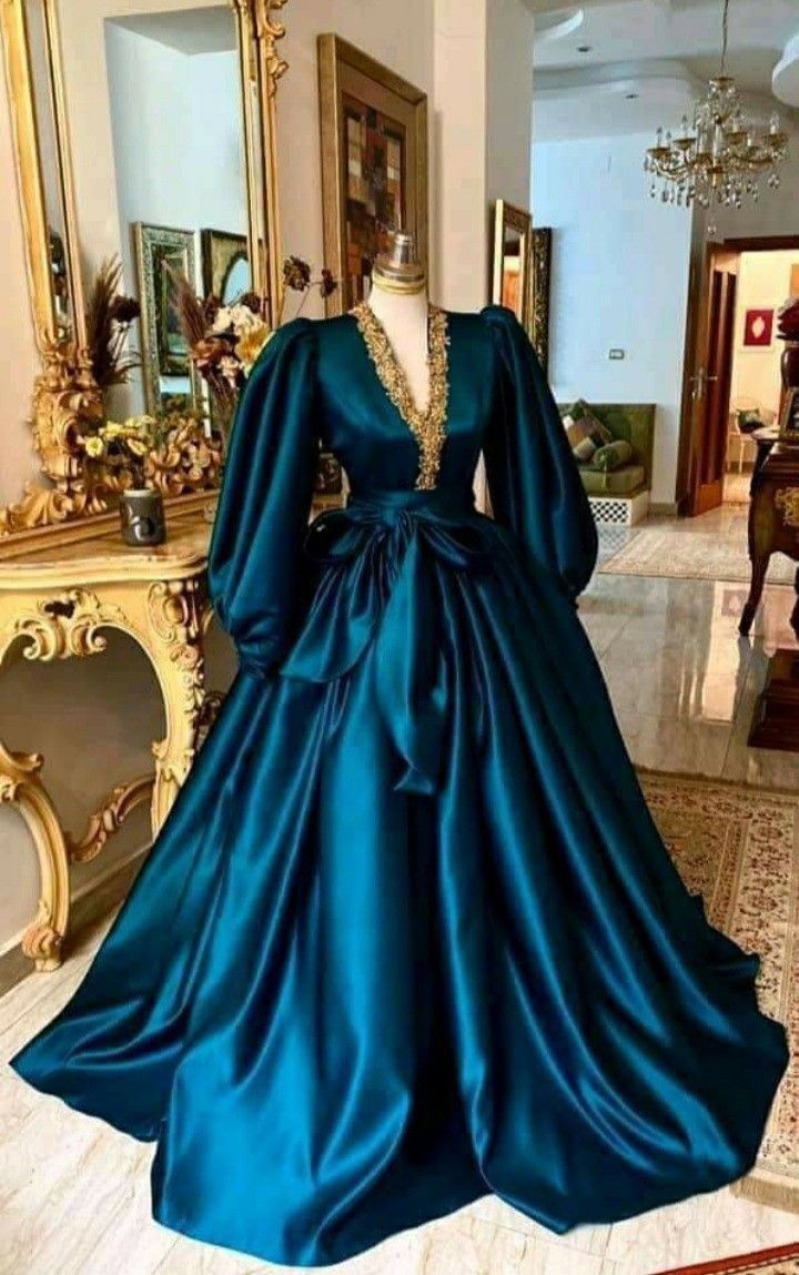 Peacock Blue Retro Elegant V-neck Low-cut Long Sleeve Long Prom Dress Evening Dress nv2946