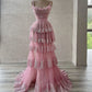 Robe de soirée longue en dentelle rose avec appliques et bretelles spaghetti, robe de soirée à volants et fente nv3246