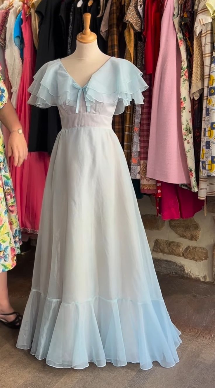 Robe de soirée princesse en tulle bleu doux et élégant, coupe A, longue, à volants, robe de remise de diplôme, nv3284