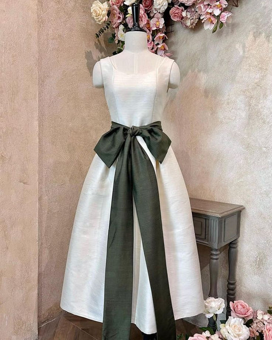 White Vintage Elegant Dark Green Bowknot Long Satin Homecoming Dress Prom Dress Evening Dress Party Dress nv3526