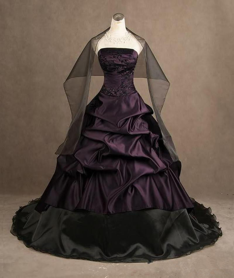 Purple and Black Gothic Vintage Elegant Applique Beaded Long Prom Gown Evening Gown Party Dress nv2603