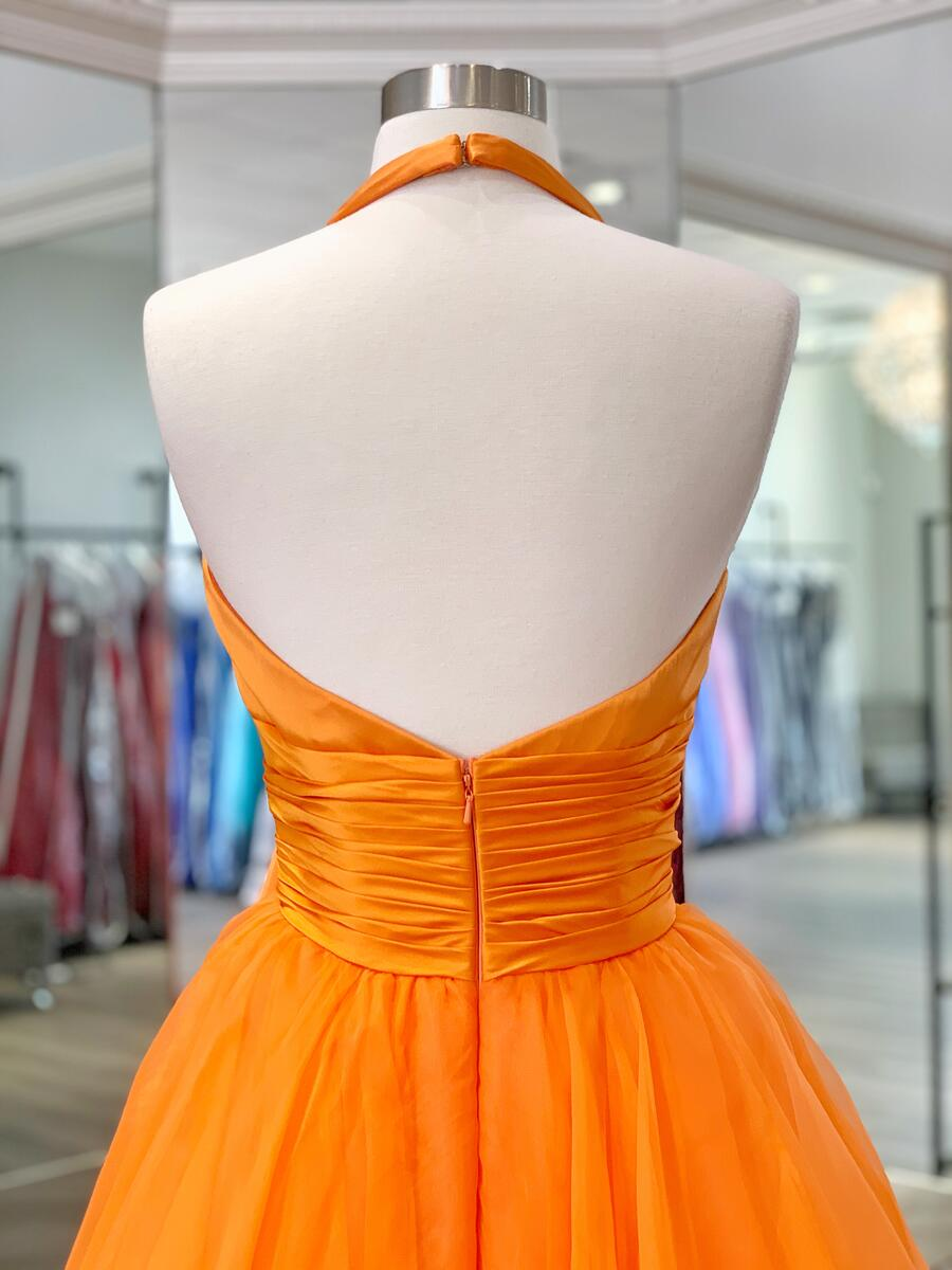 Robe de soirée longue élégante orange à col licou et coupe trapèze nv1873